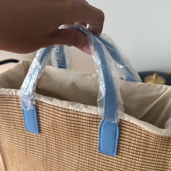 NWT straw bag - Picture 2 of 3